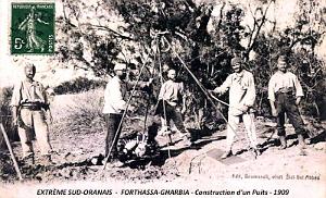 FORTHASSA-GHARBIA - CONSTRUCTION D'UN PUITS - 1909